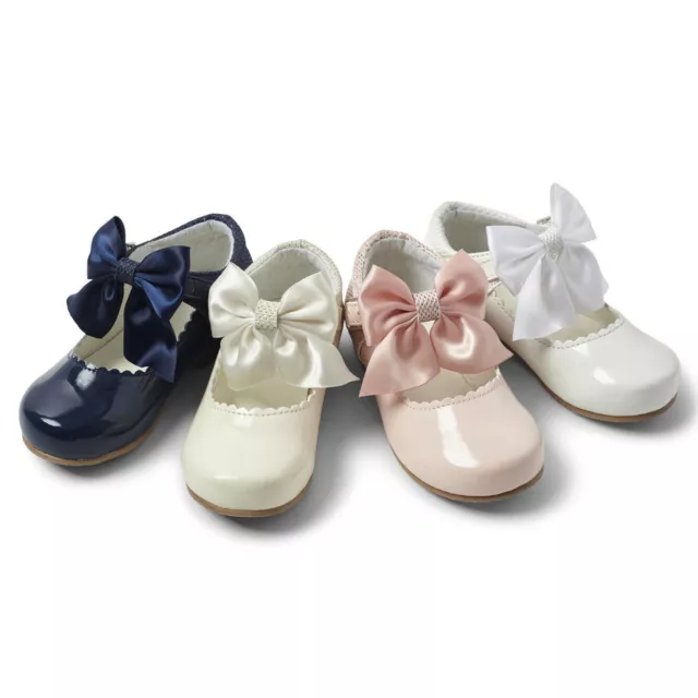 Scarpe fiocco Mary Jane ragazze stile spagnolo brevettate scintillanti bambini occasione speciale