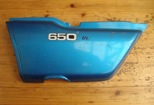 Honda CB 650 F Type RC03 Couvercle Latéral Gauche Relaqué Bleu Side Cover (N°04)