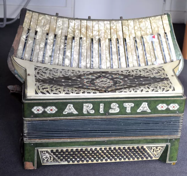 Instrument de Musique - Accordéon ARISTA - 19e - 20e