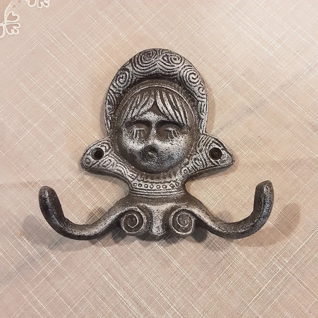Vintage Lady Face Wall Handmaiden Hook Ornate Frame Hanger Kitchen Accessory #3