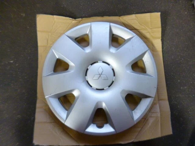 MITSUBISHI Delica D5 DBA-CV5W Wheel Cover [Used] [PA67192374]