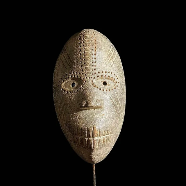 African Tribal Face Mask Wood Hand Carved Wall Hanging Lega Mask-7257