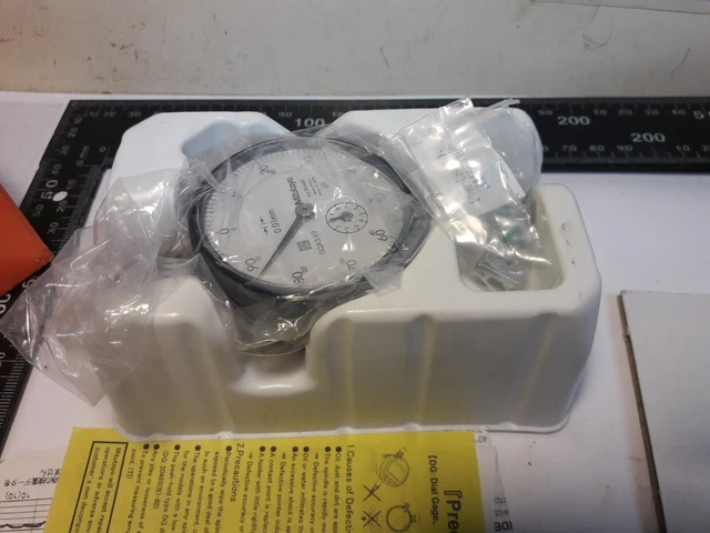 MITUTOYO METRIC PLUNGER DTI Dial test Indicator 0.01 mm 2046S in bag