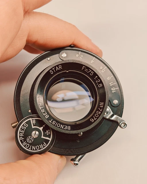 Objectif Benoist Berthiot Anastigmat 355mm F/3.5 – Monture Barrel, Type Petzval – Pour Pièces