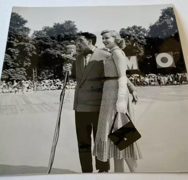 Photo Presse Originale Argentique Zappy Max Aux Tuileries Paris 1953 Rtl Rmc