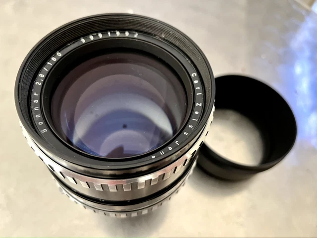 Lot 535 - A Carl Zeiss Jena Sonnar f/2.8 180mm Lens