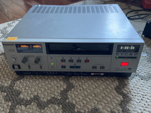Profesionálny štúdiový videorekordér Panasonic AG 6500 (21kg) od 1 Kč