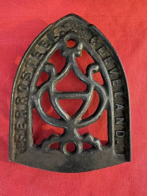 ORNATE Ferrosteel Sad Iron TRIVET Rest Antique CAST Iron Cleveland Ohio USA