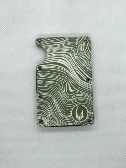 Beskar Themed Minimalist Wallet With  Mudhorn Sigil - RFID Blocking (Green)