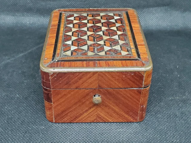 ANCIENNE ANCIEN COFFRET boite à bijoux marqueterie compartiment EUR 79