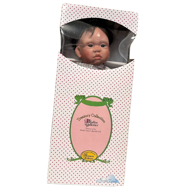 Paradise Galleries  Treasury Collection Baby Mary Original Box Accesories 18 in
