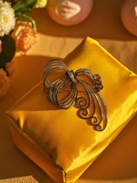 Broche Ancienne En Terre Cuite Et Laiton - Vintage, Occasion, Référence REF64796