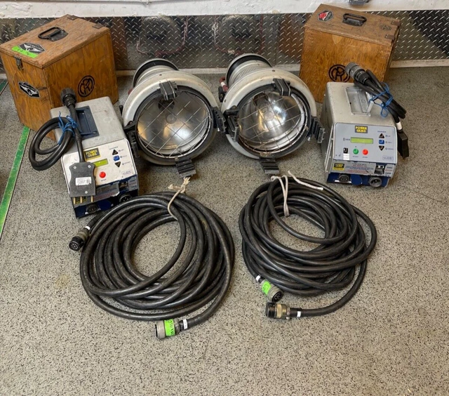 Mole Richardson 4000 watt HMI PAR- Ballast wired for ARRI M40 Mole Richardson 4000 watt HMI PAR- Ballast wired for ARRI M40