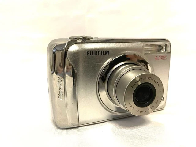 FUJIFILM FINEPIX A610 Compact digital camera Uses AA FUJIFILM FINEPIX A610 Compact digital camera Uses AA