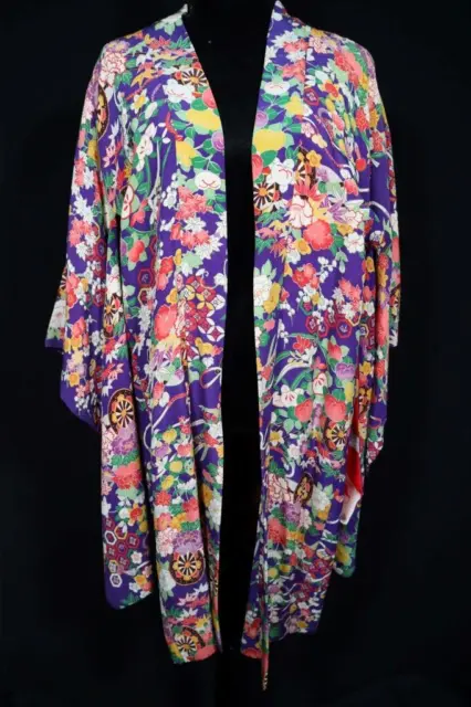 Rare Beautiful Vintage 1940'S-1950'S  Silk Crepe Floral Kimono Size Medium