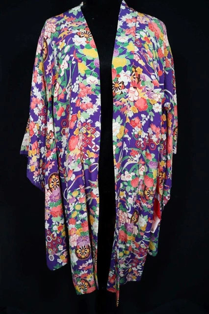 Rare Beautiful Vintage 1940'S-1950'S  Silk Crepe Floral Kimono Size Medium