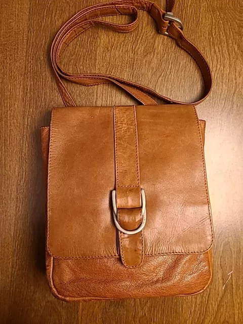 Kenneth Cole Reaction Light Brown Tan LEATHER Crossbody Shoulder Bag Purse Vtg