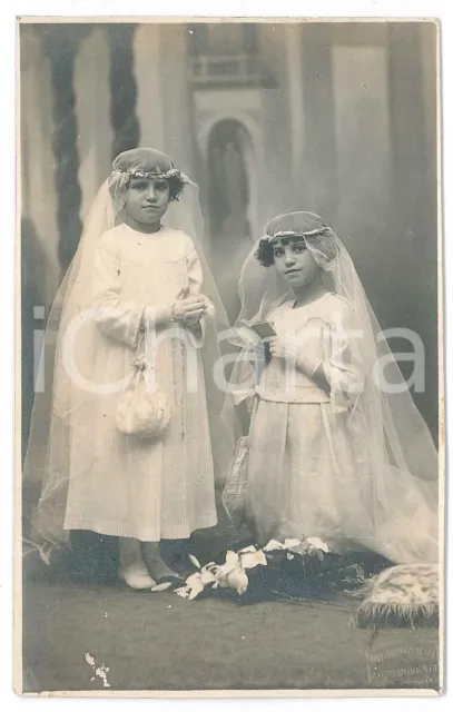 1920 ca AVELLANEDA (ARGENTINA) Bambine nel giorno della Prima Comunione *Foto