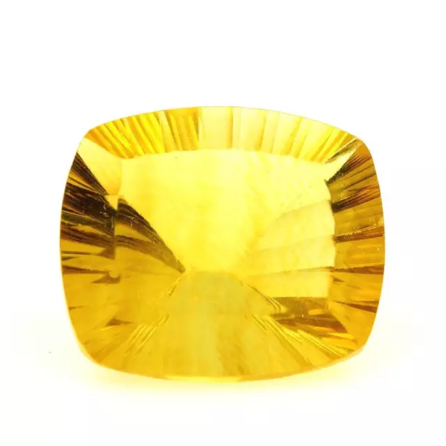 Fluorita Amarillo. 48.87 cts. VVS1. África