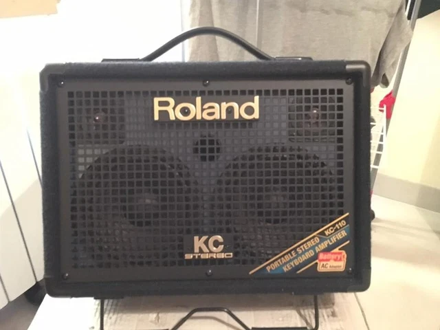 Roland KC-110 Stereo Keyboard Amplifier