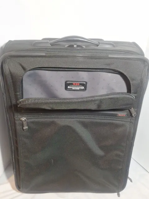 Tumi Alpha Black Expandable 2 Wheeled Carry-on International Luggage 22021D4 3