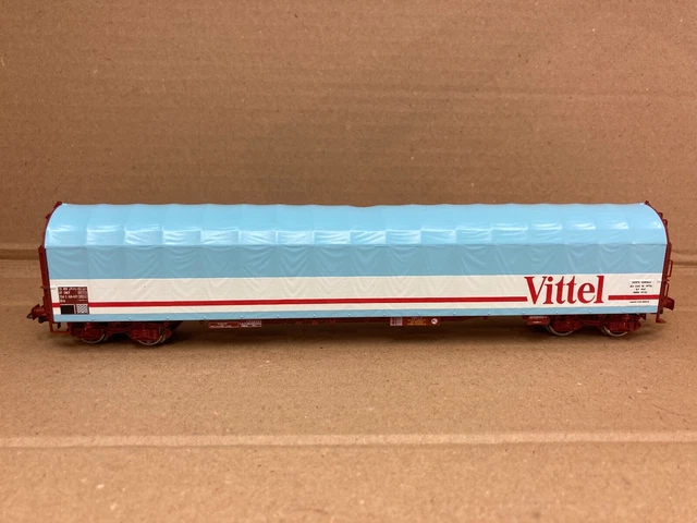 Wagon bâché AAE - échelle HO - ROCO 76442