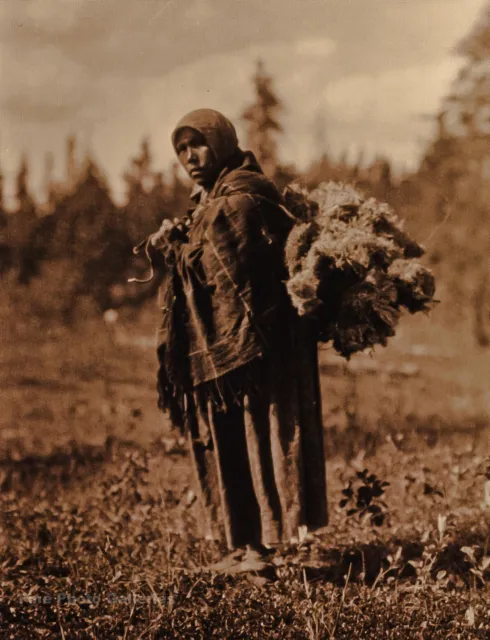 1927/90 EDWARD CURTIS Native Indian Cree Woman Moss Bag GOLDTONE Photo Engraving