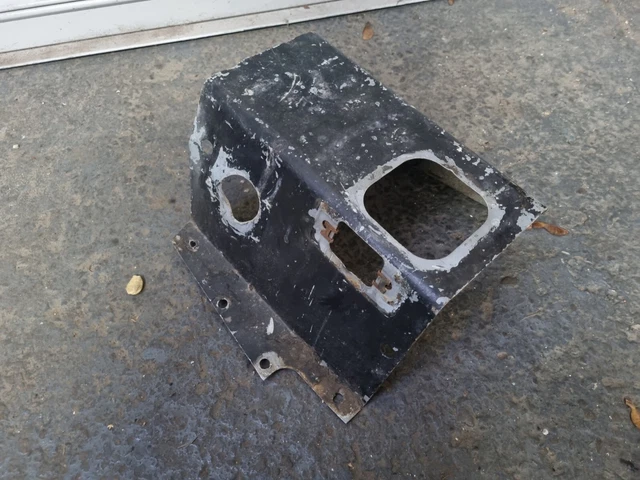Land Rover Series 2, 2A, 3 Gearbox Tunnel Blanking Rubber Grommet – OEM 334189 - View #3