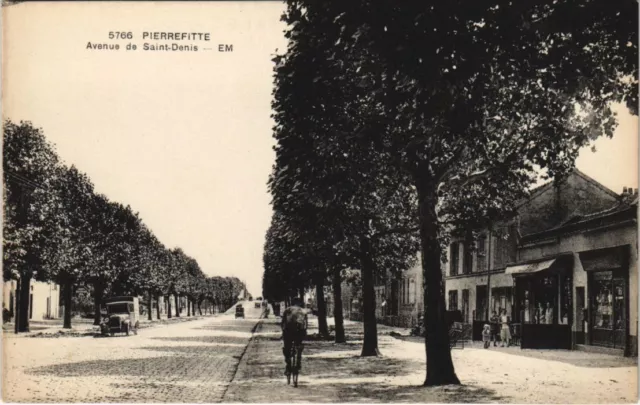 CPA PIERREFITTE - Avenue de St-Denis (44484)