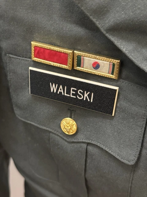 U.S. ARMY GREEN Class A Uniform Coat Waleski 1981 w/ Patches & Pins £72 ...