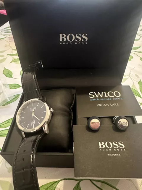 Hugo Boss Men's Analogue Quartz Watch with Leather Black Strap  Cufflinks Set
