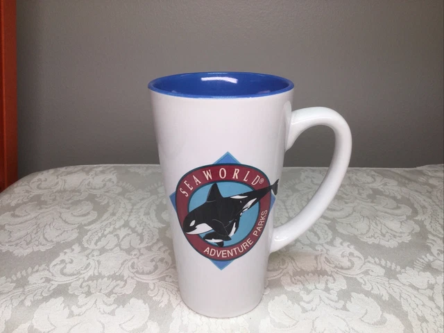 Vintage SEAWORLD Adventure Park Tall Ceramic COFFEE Tea MUG CUP Shamu Orca Whale