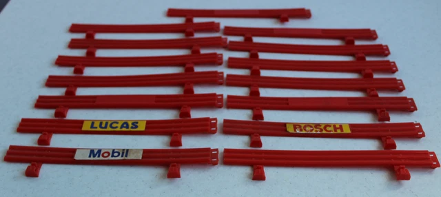 Lot 16 barrières pour circuit routier  " SCALEXTRIC  MECCANO "  pas JOUEF