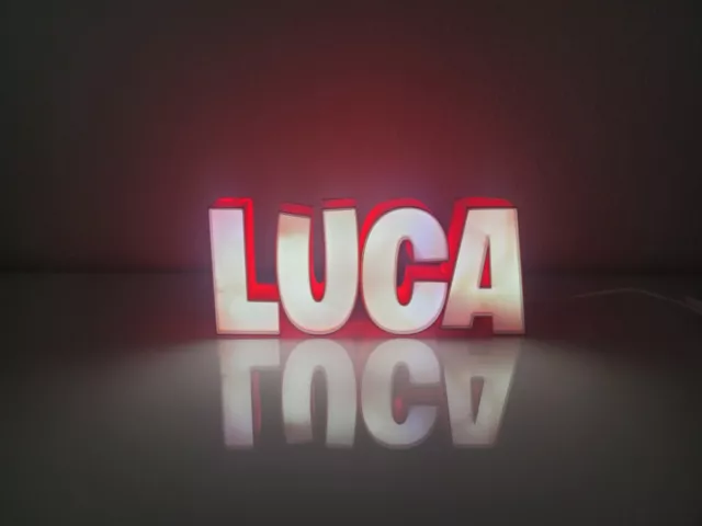 Personalisierte Namenslampe LUCA mit LED-Beleuchtung