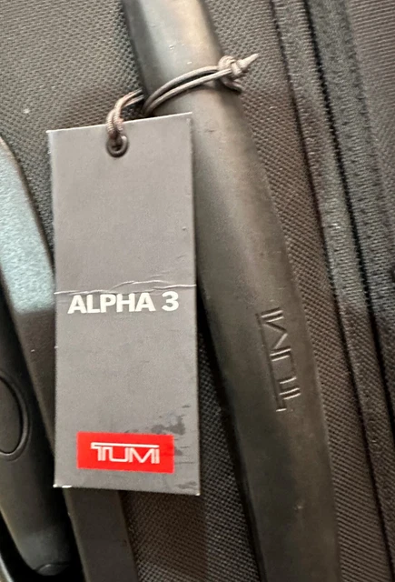 BRAND NEW Tumi-Alpha 3–Short Trip Expandable 4Wheeled Packing Case Spinner-Black 3