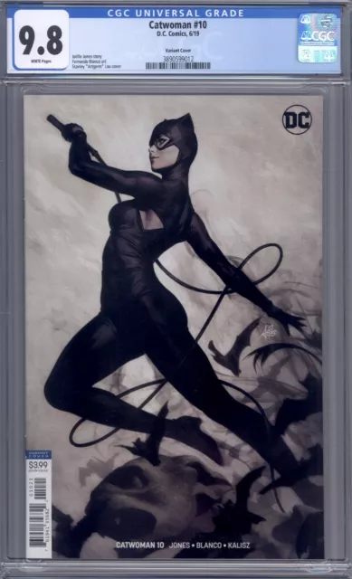 Catwoman #10  Artgerm Variant Cover  Joelle Jones 1st Print CGC 9.8