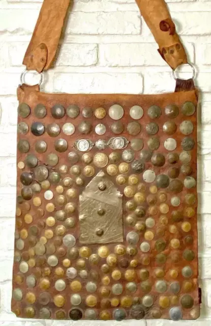 magdalen-fold-over-clutch-bag-opelle -shrunken-lamb-leather-bubble-lamb-oversized-clutch-handbag-purse -7_400x.jpg?v=1630339621