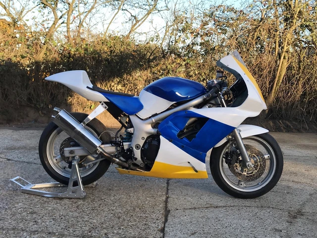 Fairing Sv650 Track Bike Build 2001 SUZUKI SV 650 Sv650 Carby