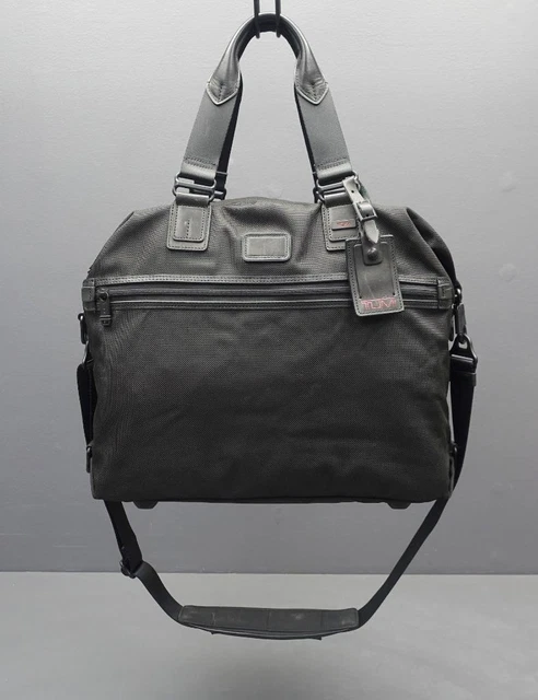 TUMI Black Nylon Weekend Travel Duffle Luggage Satchel Shoulder Bag