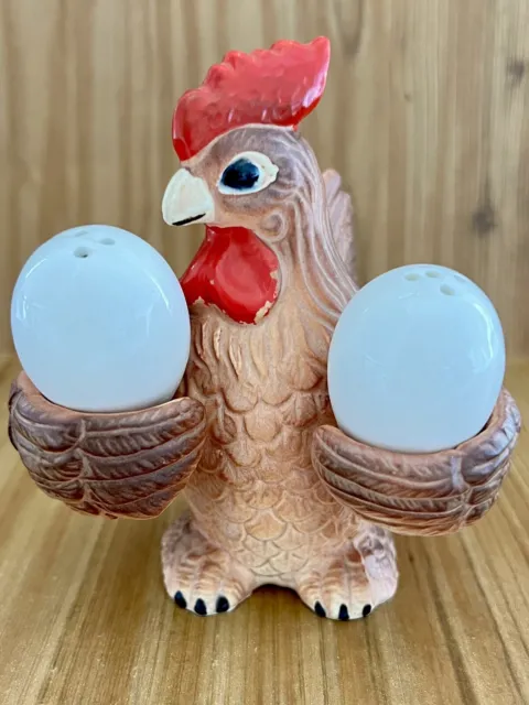 Vintage Artmark Chicken/Hen Caddy With Egg Salt & Pepper Shakers