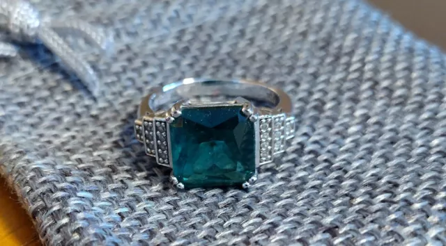 TOVA SILVER GREEN Diamonique Ring Size N QVC 15.00 PicClick UK