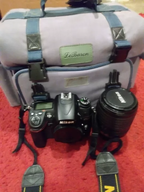 Nikon D7000 16.2 MP Digital SLR Camera w/ Nikkor 18-105mm VR DX Lens - Black