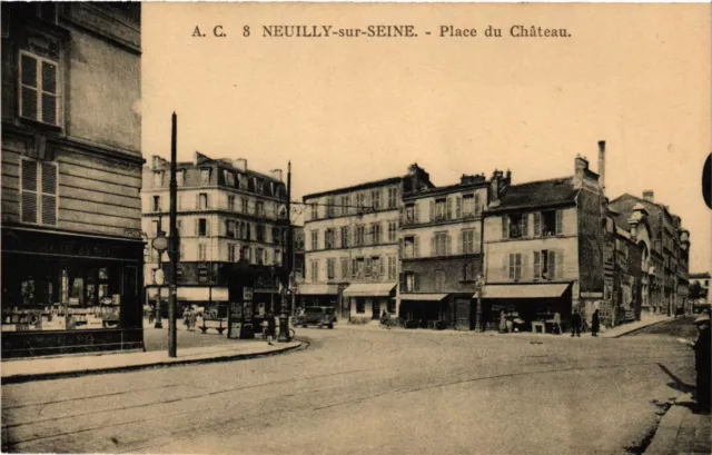 CPA Neuilly-sur-Seine - Place du Chateau (274606)