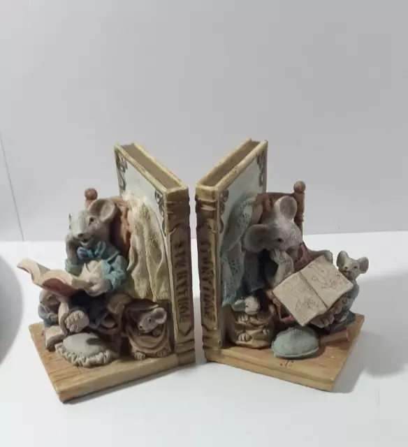 Book Ends Pair Heavy Resin Highly Detailed Library Decor- Mouse Family Storytime