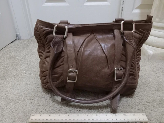 treesje Leather Brown Handbag👜 purse 👜 Great shape treesje Leather Brown Handbag👜 purse 👜 Great shape