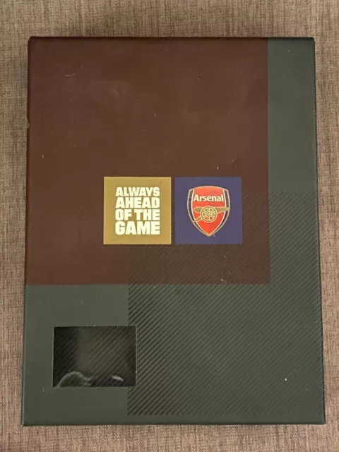 Arsenal Official Membership Handbook 2018/2019  Boxed MC97