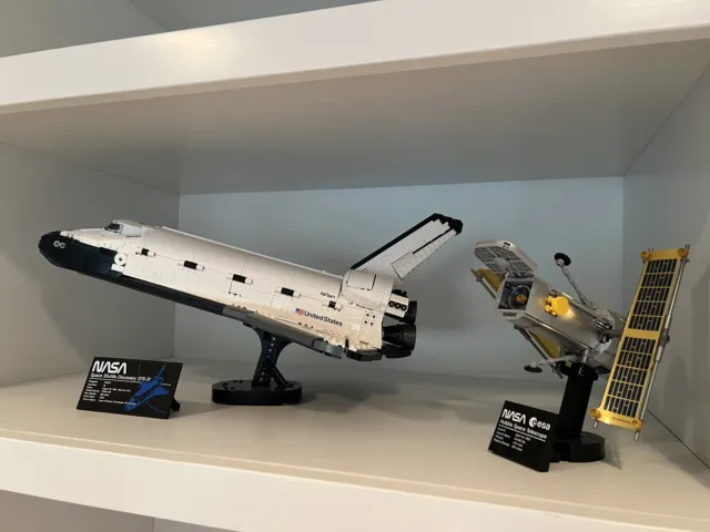 LEGO Icons: NASA Space Shuttle Discovery (10283)