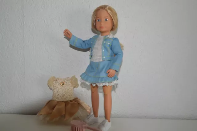 Käthe Kruse Spielpuppe Kruselings Puppe Vera mit Jeansoutfit und Kleid