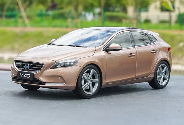 1/18 Scale Volvo V40 T4 Hatchback Copper Diecast Car Model Toy Collection Gift