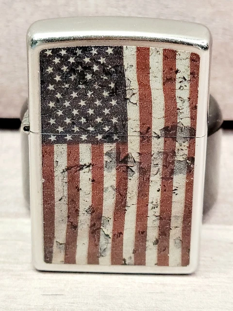 2014 Zippo Lighter C-15 Patriotic American Flag Chrome Made in USA Red White Blu